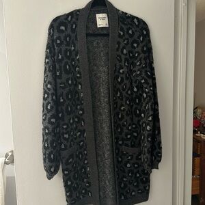 Abercrombie gently worn sweater